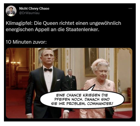 Zwei formell gekleidete Personen (ältere Frau, Mann im Smoking) in prunkvollem Saal, Sprechblase mit deutschem Text.